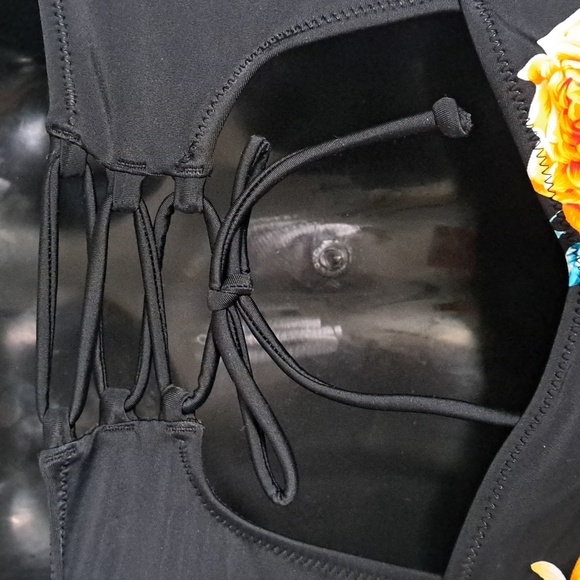 Cupshe Halter Cutout Lace Up One Piece Swimsuit in Black - Picture 10 of 14